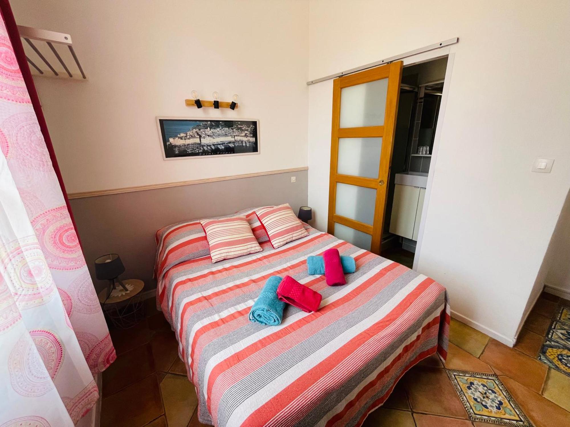 Hotel L'Escale Au Soleil Saint Aygulf Ngoại thất bức ảnh