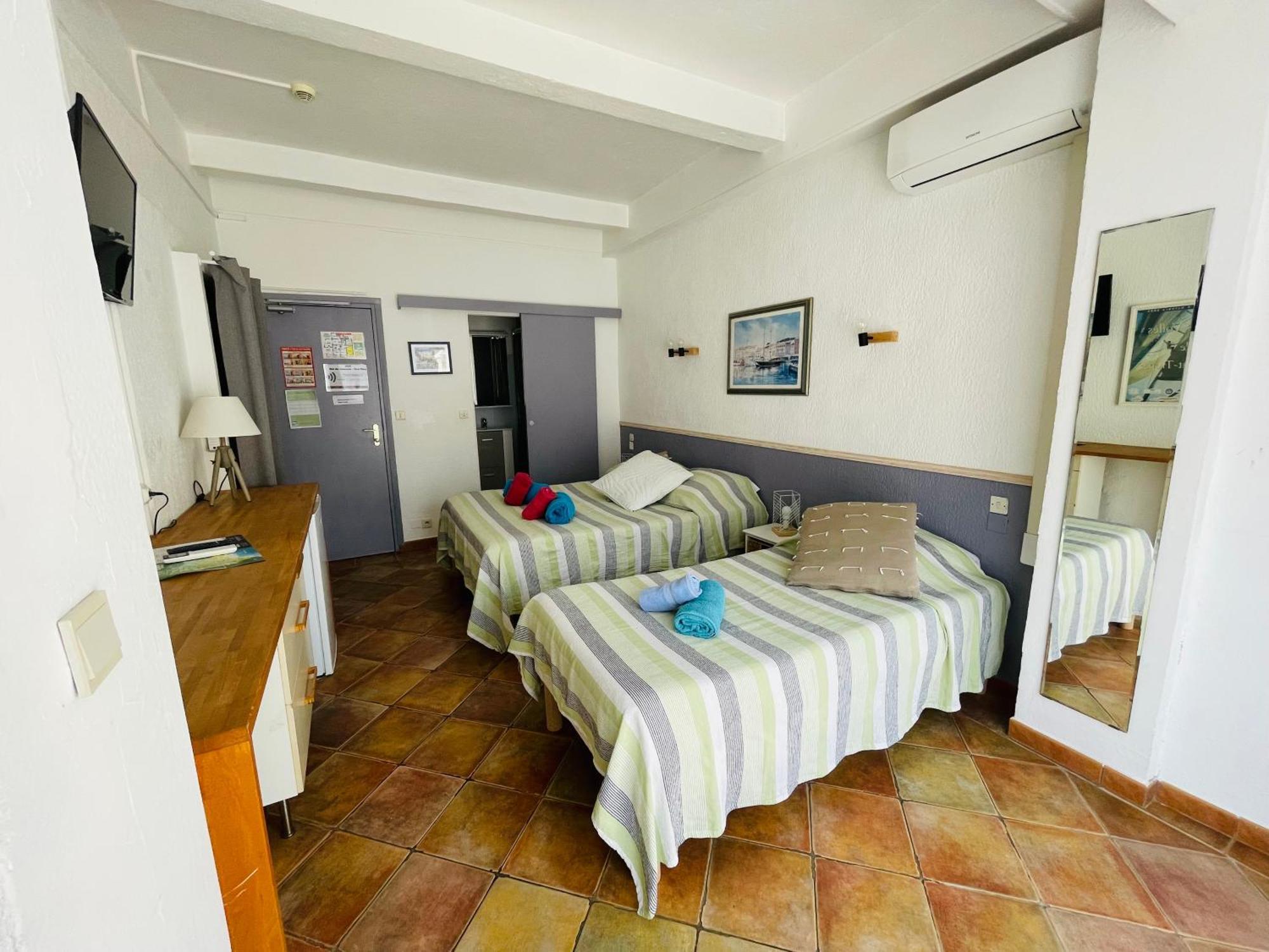 Hotel L'Escale Au Soleil Saint Aygulf Ngoại thất bức ảnh