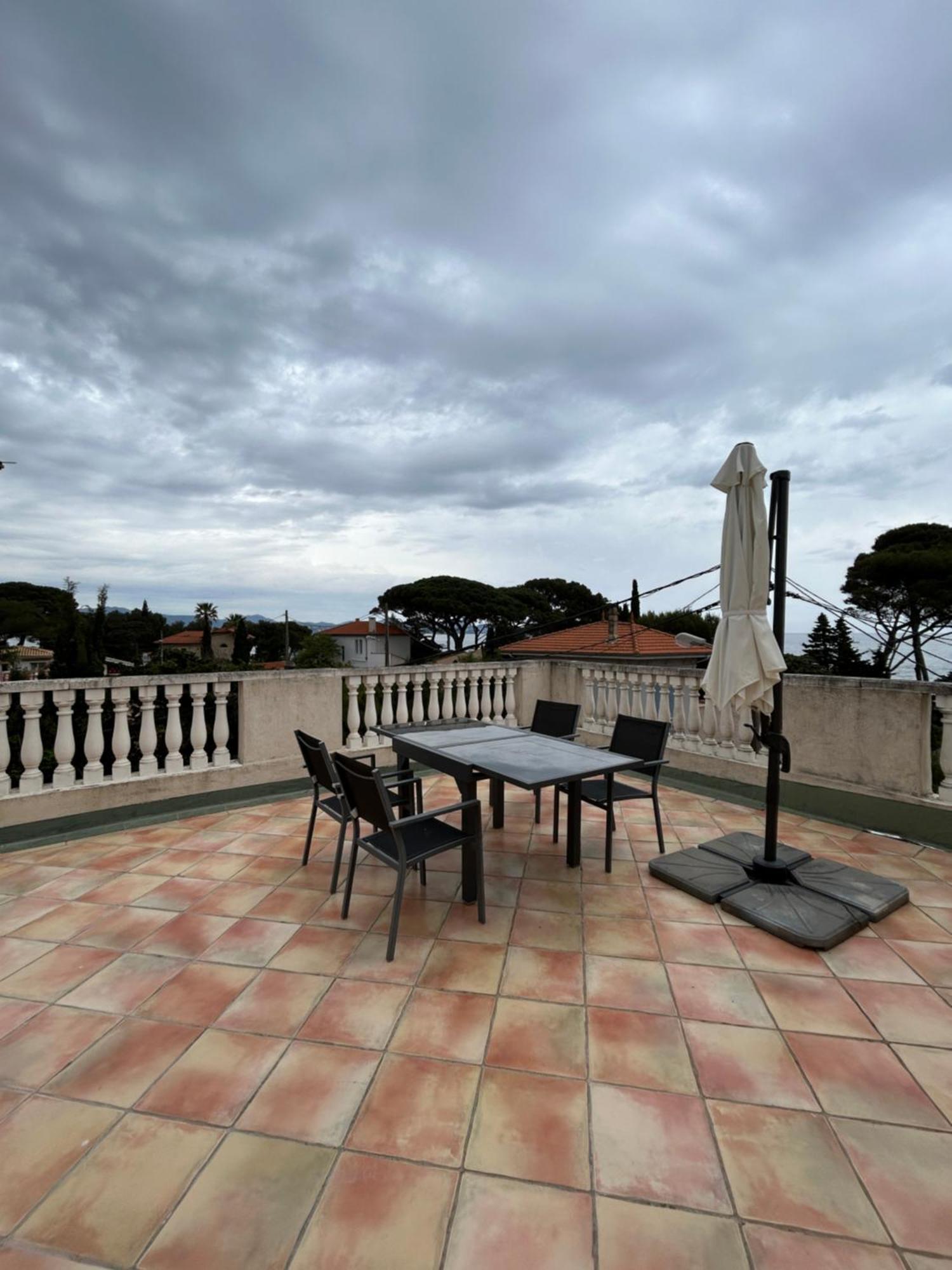 Hotel L'Escale Au Soleil Saint Aygulf Ngoại thất bức ảnh